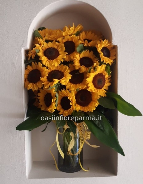 Mazzo con 7 girasoli  fiore grande 